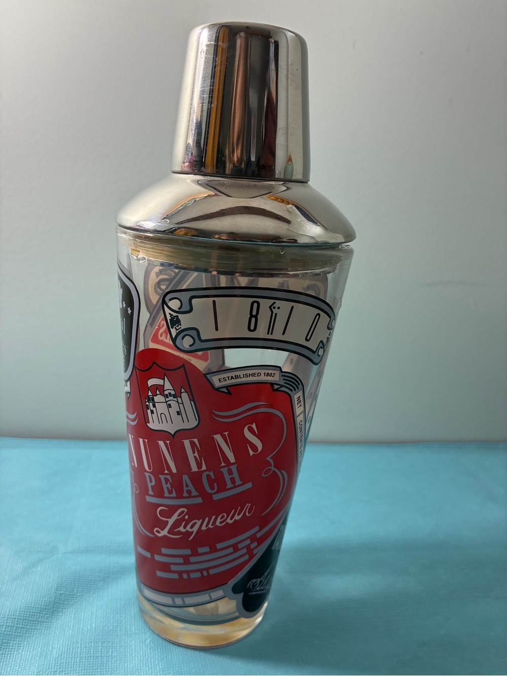 Retro Style Cocktail Shaker